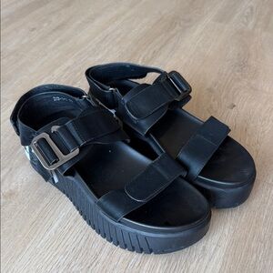 Black Women's Sandals